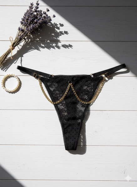 - Zincir Detaylı Dantel Tanga  - Zincir Detaylı Dantel Tanga